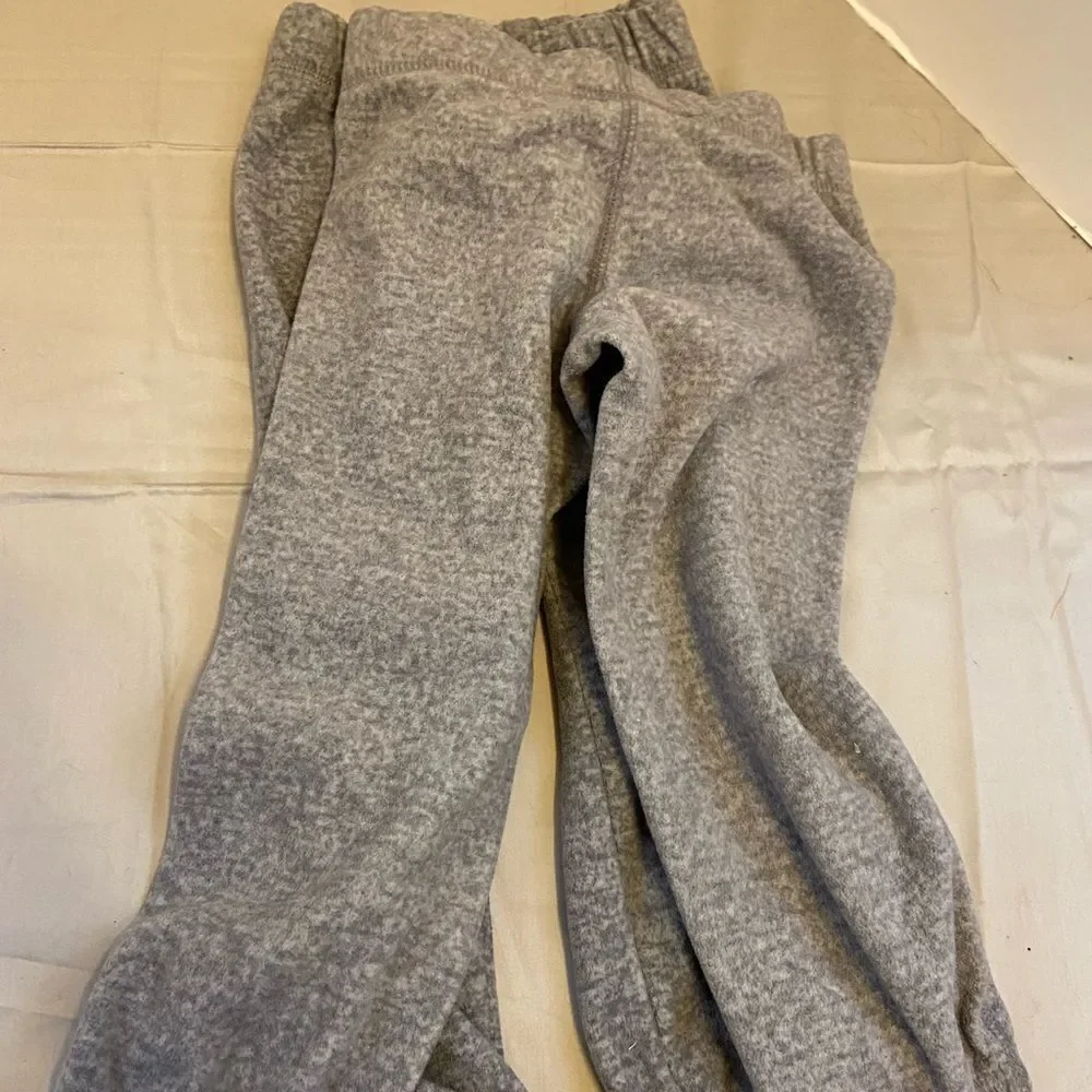 2‎ Carter’s Gray sweatshirt size 2